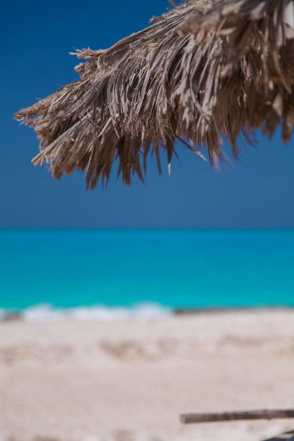 Villas Petro Beach Ел Аламейн Екстериор снимка